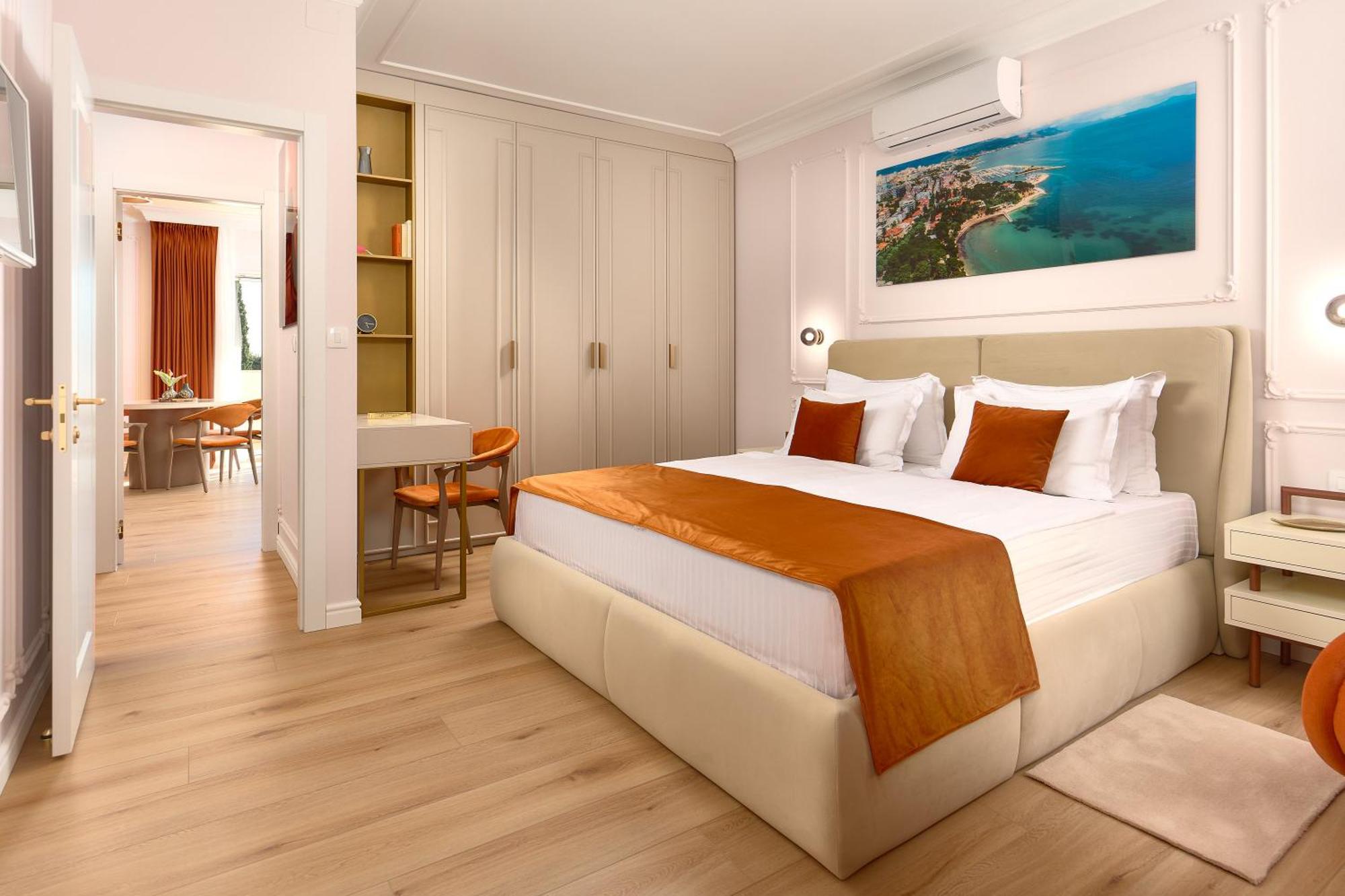 Bed & Breakfast Luxury Apartments Villa Klara 5*