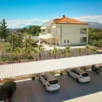 Luxury Apartments Villa Klara
